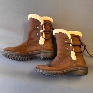 UGG Akadia Women's 6 M  Stout 1007760 Sherpa Lined Leather Boots Pull on Booties
